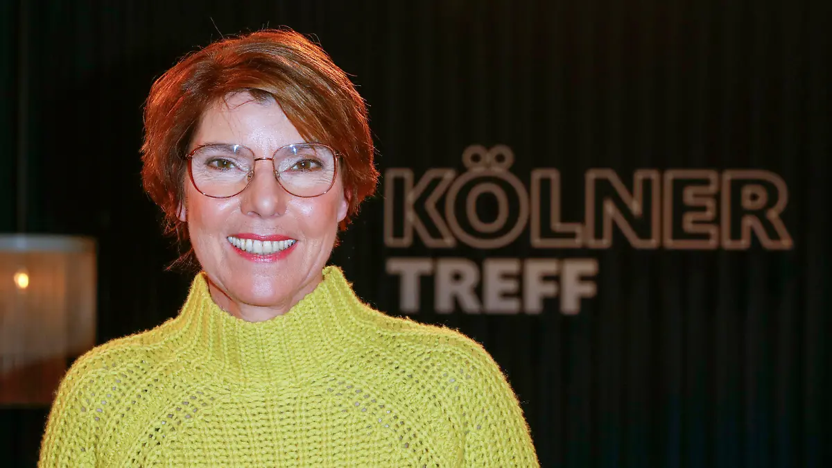 Bettina Böttinger bei der Aufzeichnung der WDR-Talkshow 'Kölner Treff' im WDR Studio BS 2. Köln, 20.01.2023 / 200123