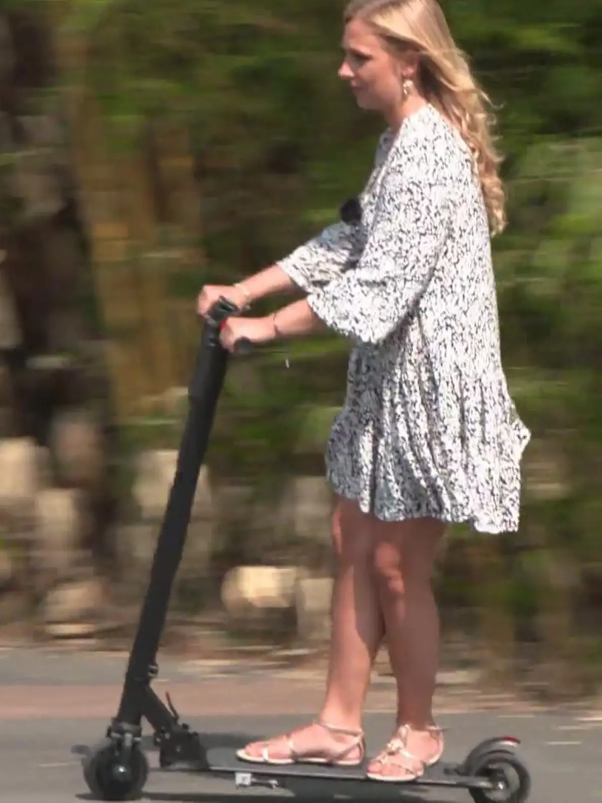Bild zu: "RTL testet E-Scooter-Schnäppchen"