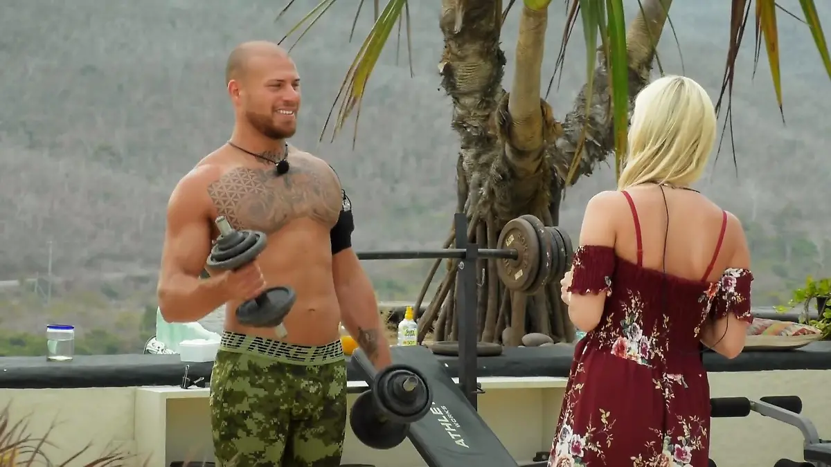 Salvo bietet Jacky Hilfe an Neues Traumpaar?