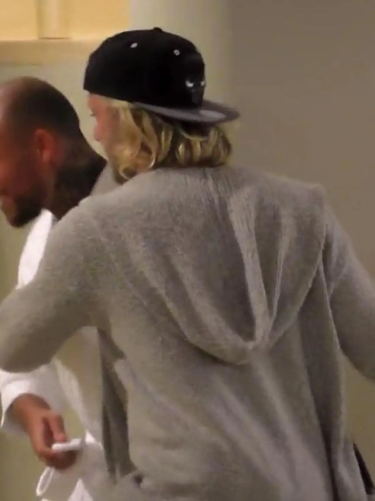 Bild zu: "Salvo und Mario in Schockstarre"