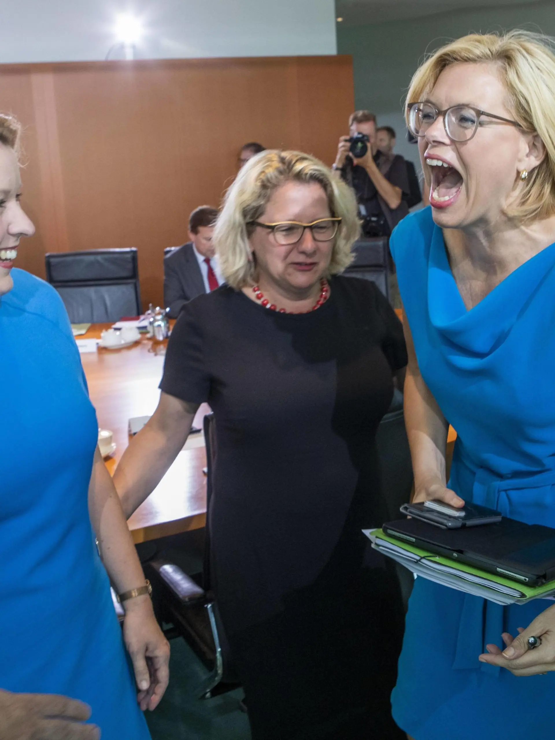 Deutschland, Berlin, Bundeskanzleramt, 65. Sitzung des Bundeskabinetts, Familienministerin Franziska Giffey SPD, Umweltministerin Svenja Schulze SPD, Landwirtschaftsministerin Julia Klöckner CDU, 28.08.2019 *** Germany, Berlin, Federal Chancellery, 65 Federal Cabinet meeting, Family Minister Franziska Giffey SPD, Environment Minister Svenja Schulze SPD, Agriculture Minister Julia Klöckner CDU, 28 08 2019  