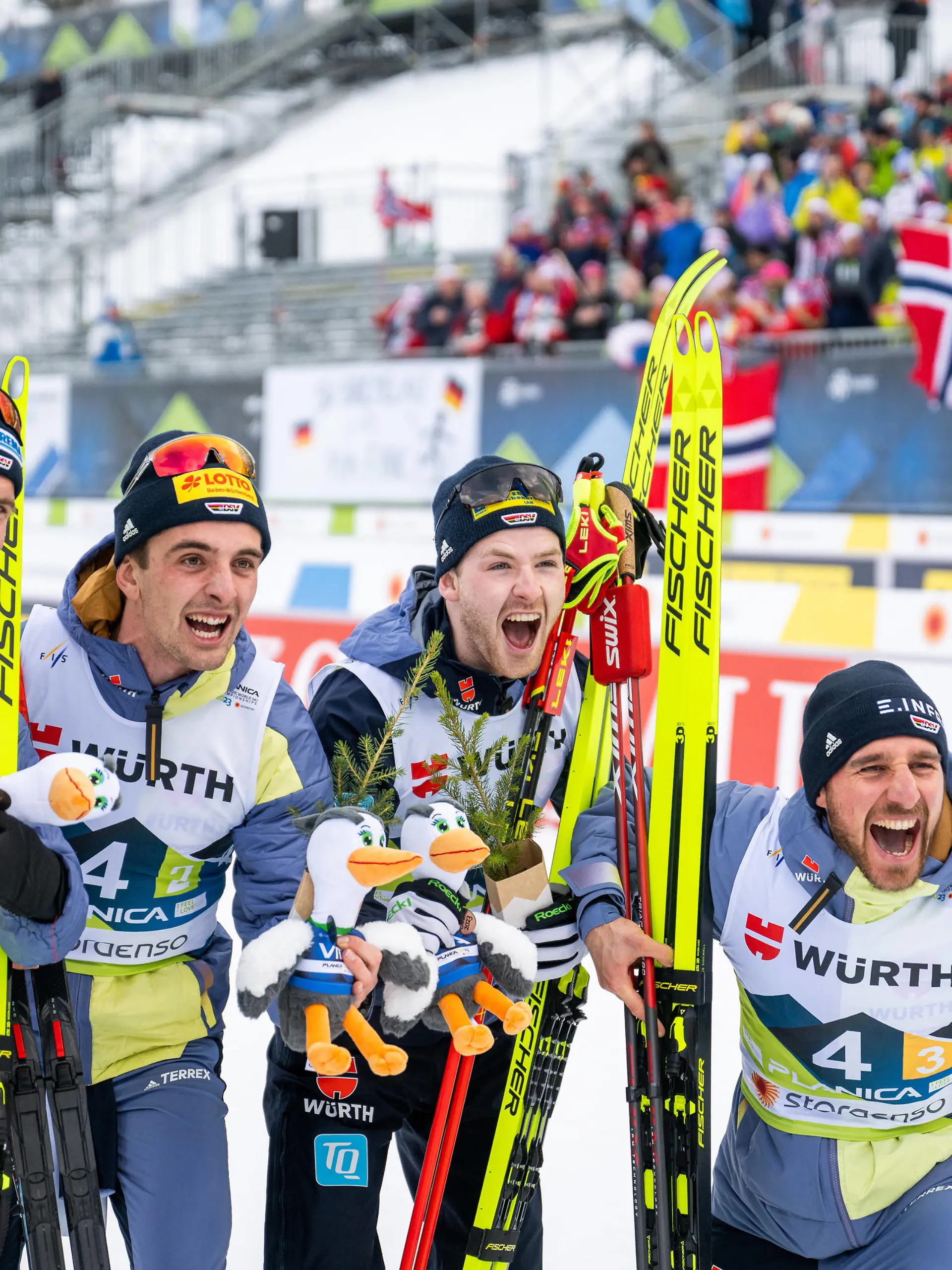 230303 Bronze medalists Albert Kuchler, Janosch Brugger, Jonas Dobler and Friedrich Moch of Germany celebrate after the Men s Cross Country Skiing 4 x 10km Relay during the FIS Nordic Ski World Championships on March 3, 2023 in Planica. Photo: Petter Arvidson / BILDBYRAN / kod PA / PA0531 skidor cross-country skiing langrenn skid-vm 2023 fis nordic ski world championships bbeng fis nordic world ski championships vm ski-vm day 10 mens 4 x 10 km relay stafett germany tyskland jubel *** 230303 Bronze medalists Albert Kuchler, Janosch Brugger, Jonas Dobler and Friedrich Moch of Germany celebrate after the Men s Cross Country Skiing 4 x 10km Relay during the FIS Nordic Ski World Championships on March 3, 2023 in Planica Photo Petter Arvidson BILDBYRAN kod PA PA0531 skidor cross country skiing langrenn skid vm 2023 fis nordic ski world championships bbeng fis nordic world ski championships vm ski vm day 10 mens 4 x 10 km relay stafett germany tyskland jubel, PUBLICATIONxNOTxINxSWExNORxAUT Copyright: PETTERxARVIDSON BB230303PA128