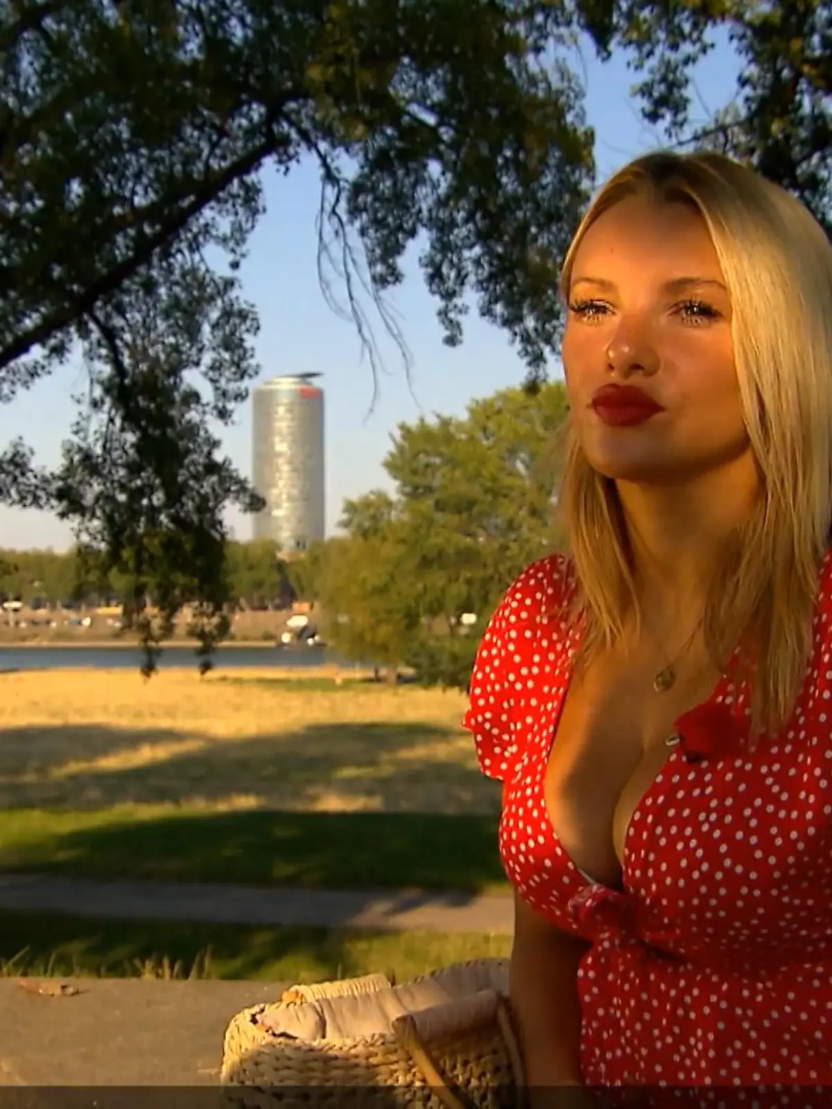 Bild zu: "Sie bekommt 500 Penisbilder im Monat"
