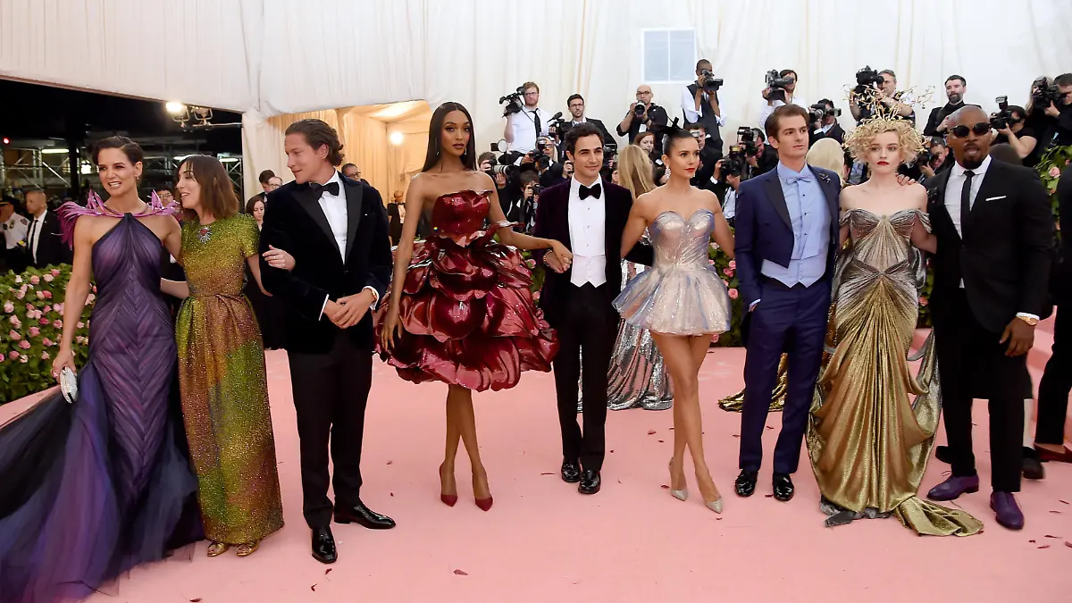 Katie Holmes und Jamie Fox mit Freunden bei der Met Gala 2019 in New York City.