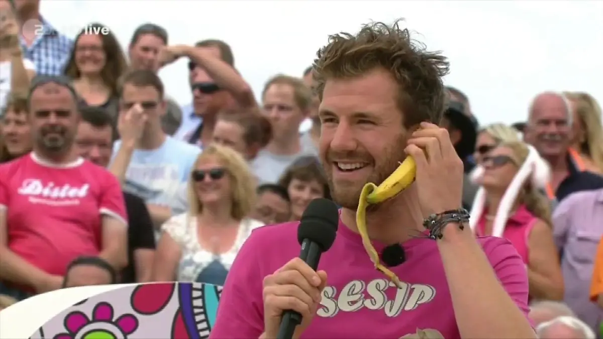 Luke Mockridge sorgt mit seinem Gaga-Auftritt beim ZDF-Fernsehgarten für Zorn.