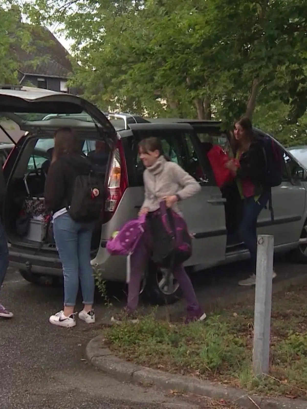 Bild zu: "Fast 2.000 Kinder haben keinen Schulbus mehr"