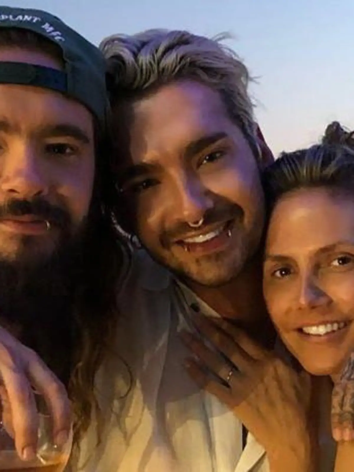 Tom Kaulitz mit Bruder Bill und Heidi Klum