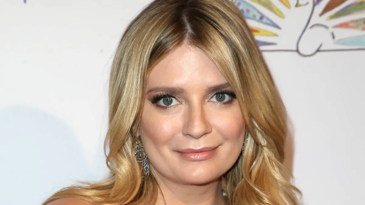 21 July 2019 - Beverly Hills, California - Mischa Barton. The 2019 Flaunt It Awards held at The Beverly Wilshire Four Seasons Hotel. Photo Credit: Faye Sadou/AdMedia 243128 2019-07-21 CA Beverly Hills Etats-Unis PUBLICATIONxINxGERxAUTxONLY Copyright: xAdMediax STAR_243128_084  