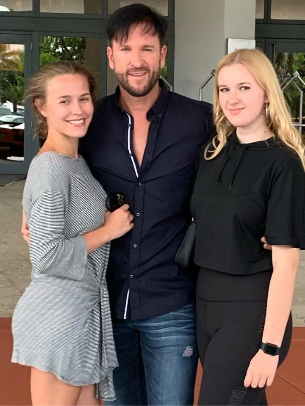 Von links nach rechts: Wendler-Freundin Laura Müller (19), der Wendler selbst (47) und Wendler-Tochter Ady (17).