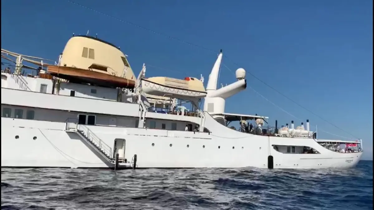 Christina O: Auf dieser Yacht heiraten Heidi und Tom RTL ist ganz nah dabei