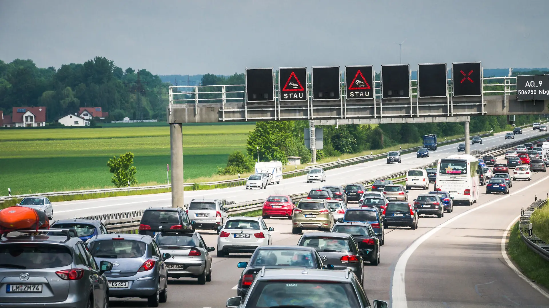 Stau auf Autobahn