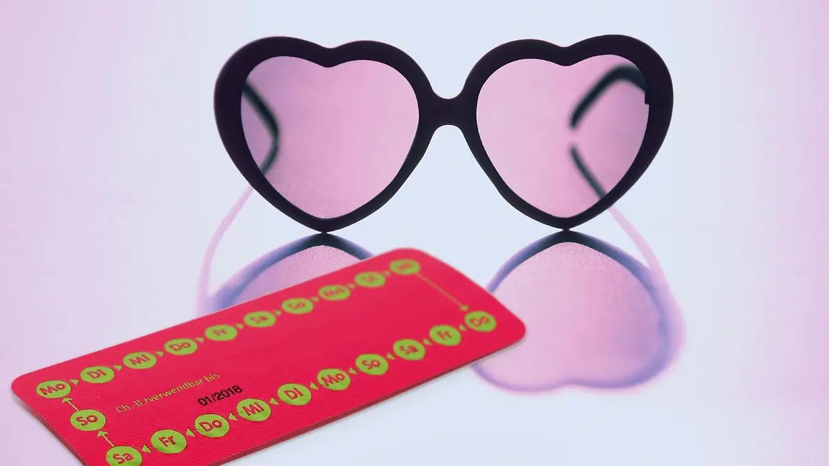 Rosarote Brille durch Pille?
