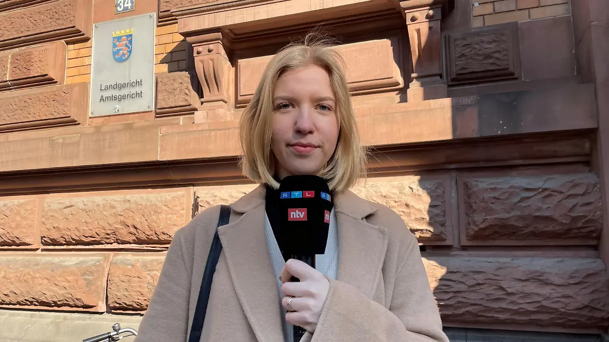 RTL-Reporterin Leah Grote verfolgte den letzten Prozesstag am Frankfurter Landgericht.