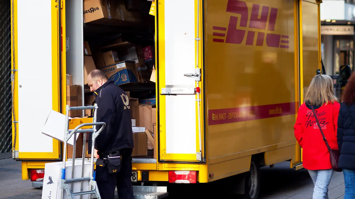 DHL Paketzustellung