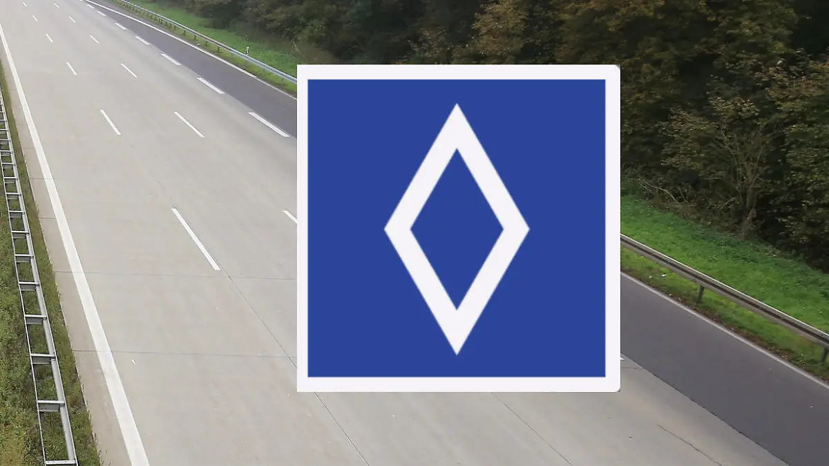 ARCHIV - Die leere Autobahn A2, aufgenommen am 17.10.2016 am Rasthof Börde bei Magdeburg (Sachsen-Anhalt). Foto: Peter Gercke/dpa (zu dpa «Wem gehören die Autobahnen?» vom 21.11.2016) Foto: Peter Gercke/dpa-Zentralbild/dpa +++(c) dpa - Bildfunk+++
