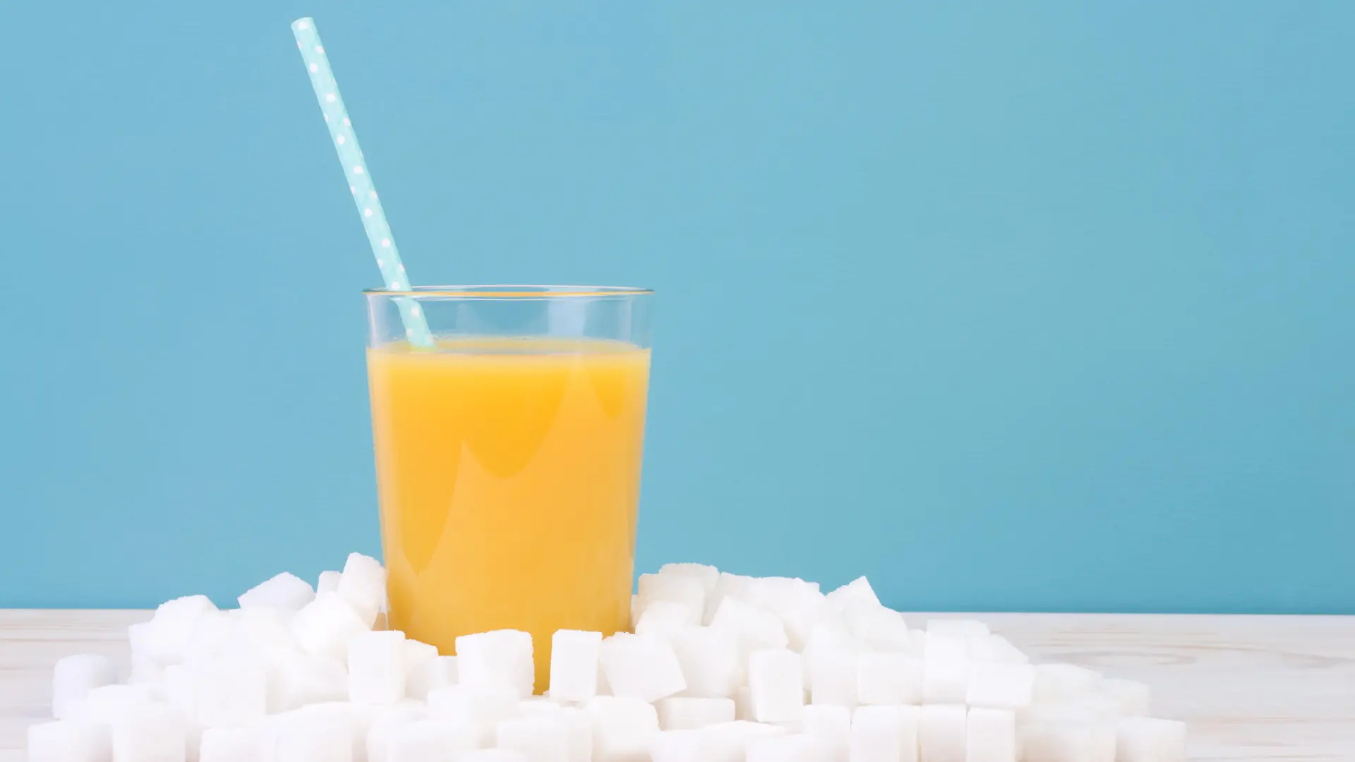 Saft enthält zu viel Zucker