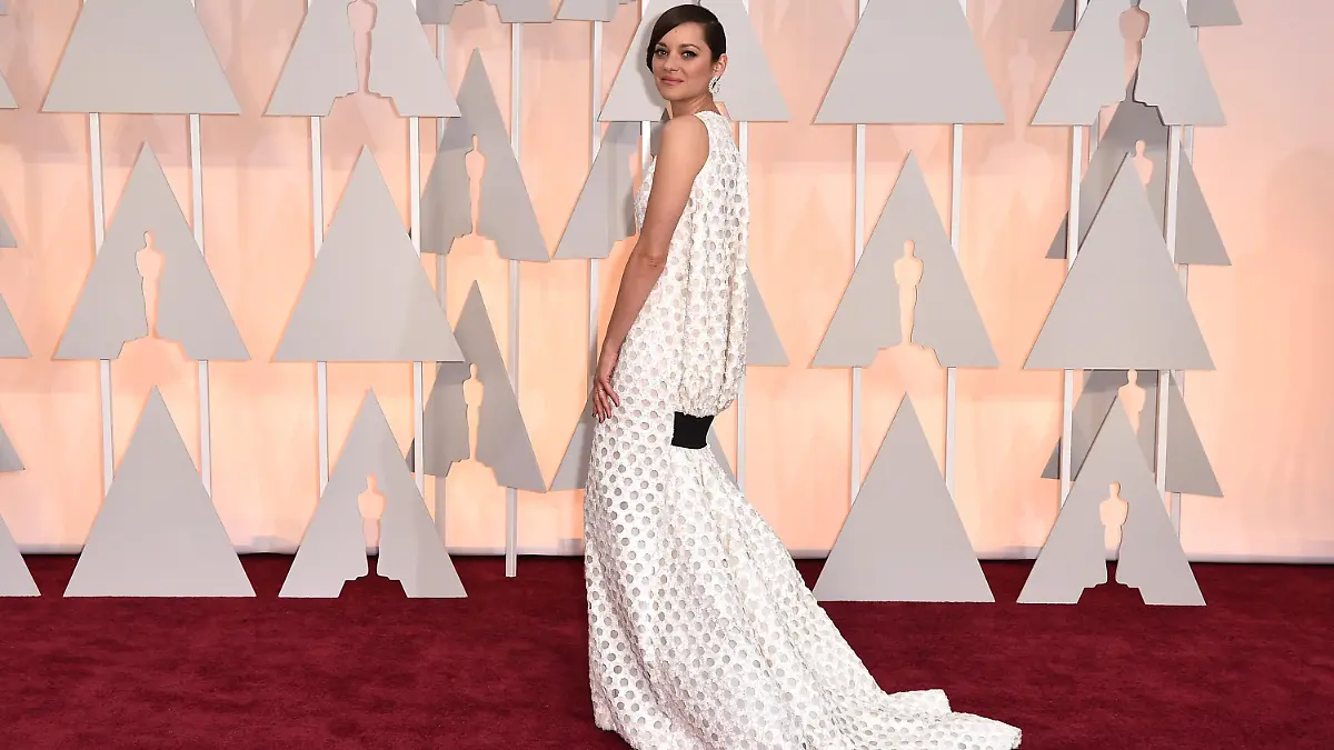 Marion Cotillard arrives at the Oscars on Sunday, Feb. 22, 2015, at the Dolby Theatre in Los Angeles. (Photo by Jordan Strauss/Invision/AP)