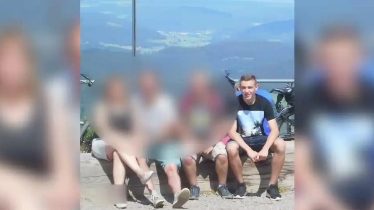 Eltern von vermisstem Nick: "Hoffe, dass diese Leute ihn am Leben gelassen haben"