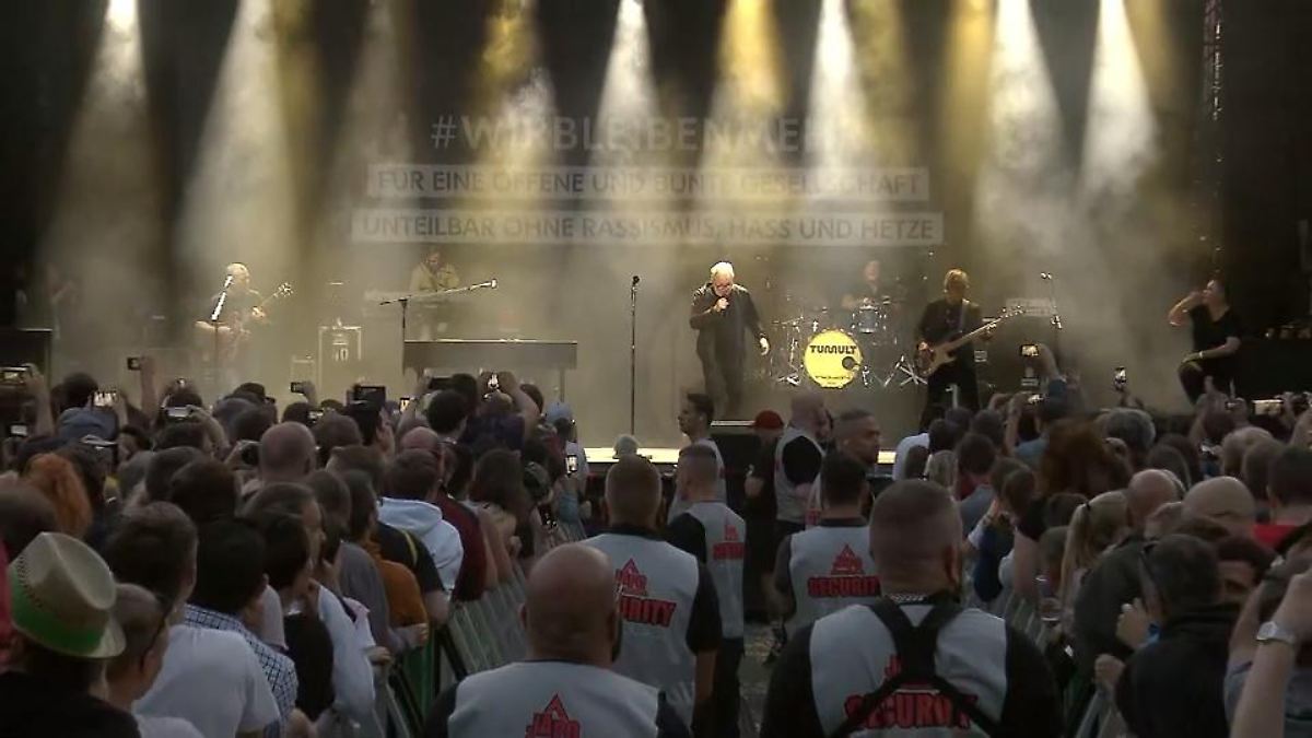 Tausende feiern in Chemnitz gegen Rechts