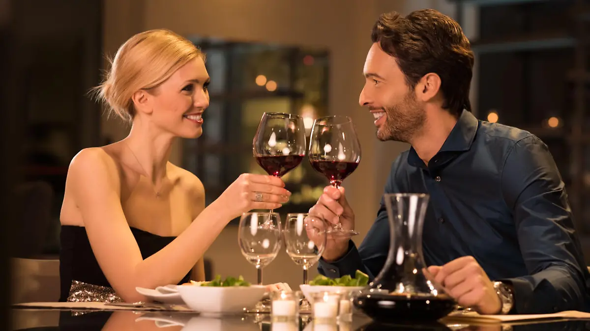 Ein Date im Austausch für ein kostenloses Abendessen.