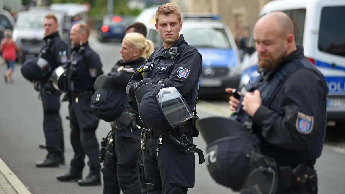 Ostritz - Impressionen vom zweiten Veranstaltungstag 22.06.2019 Ostritz Fotograf: LausitzNews Im Bild: Impressionen vom zweiten Veranstaltungstag im ostsächsischen Ostritz. Ostritz Sachsen Deutschland *** Ostritz Impressions of the second day of the event 22 06 2019 Ostritz photographer LausitzNews Im Bild Impressions of the second day of the event in Ostritz, East Saxony Ostritz Sachsen Germany Copyright: xLausitzNewsx