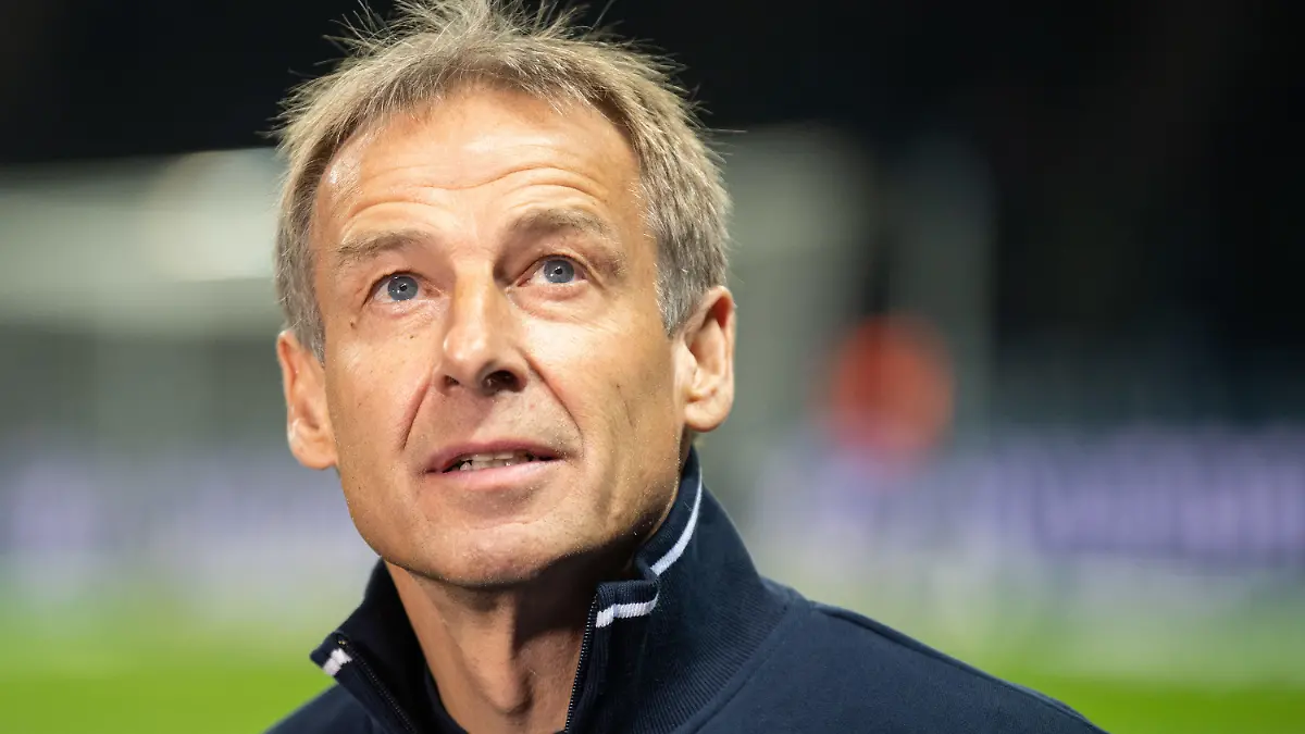ARCHIV - 31.01.2020, Berlin: Fußball,WM, Katar: Der ehemalige Bundestrainer Jürgen Klinsmann ist Mitglied der Technischen Studiengruppe der FIFA. Einem Medienbericht zufolge gilt Klinsmann als Kandidat für den Posten des Nationaltrainers von Südkorea. (zu dpa: ««Kicker»: Klinsmann Kandidat als Nationaltrainer Südkoreas») Foto: Soeren Stache/dpa-Zentralbild/dpa +++ dpa-Bildfunk +++