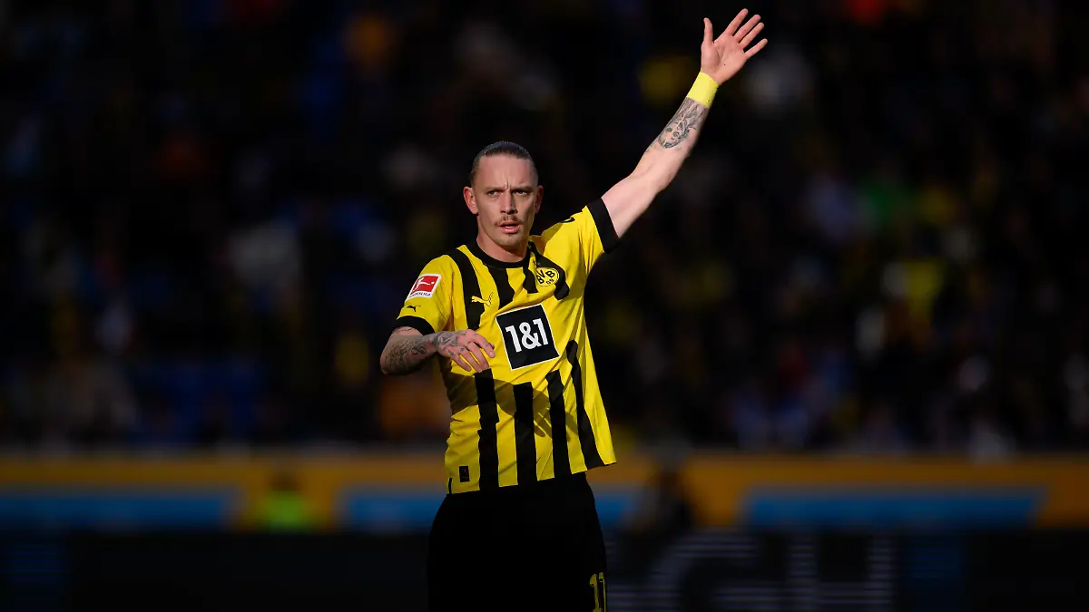 SINSHEIM, GERMANY - FEBRUARY 25: Marius Wolf of Borussia Dortmund ge during the Bundesliga match between TSG Hoffenheim and Borussia Dortmund at PreZero-Arena on February 25, 2023 in Sinsheim, Germany. (Photo by Matthias Hangst/Getty Images)