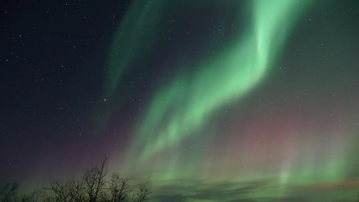 Polarlichter sind zwar selten in Norddeutschland zu sehen, aber wenn sie sich zeigen, ist es ein beeindruckendes Spektakel. (Symbolbild)
