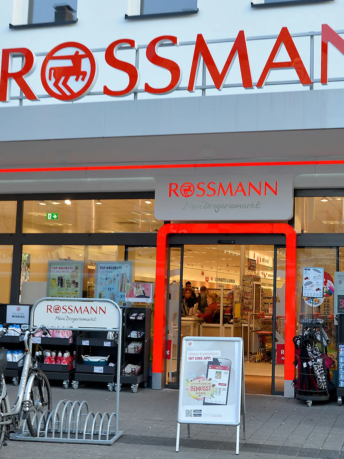 Rossmann Filiale von außen