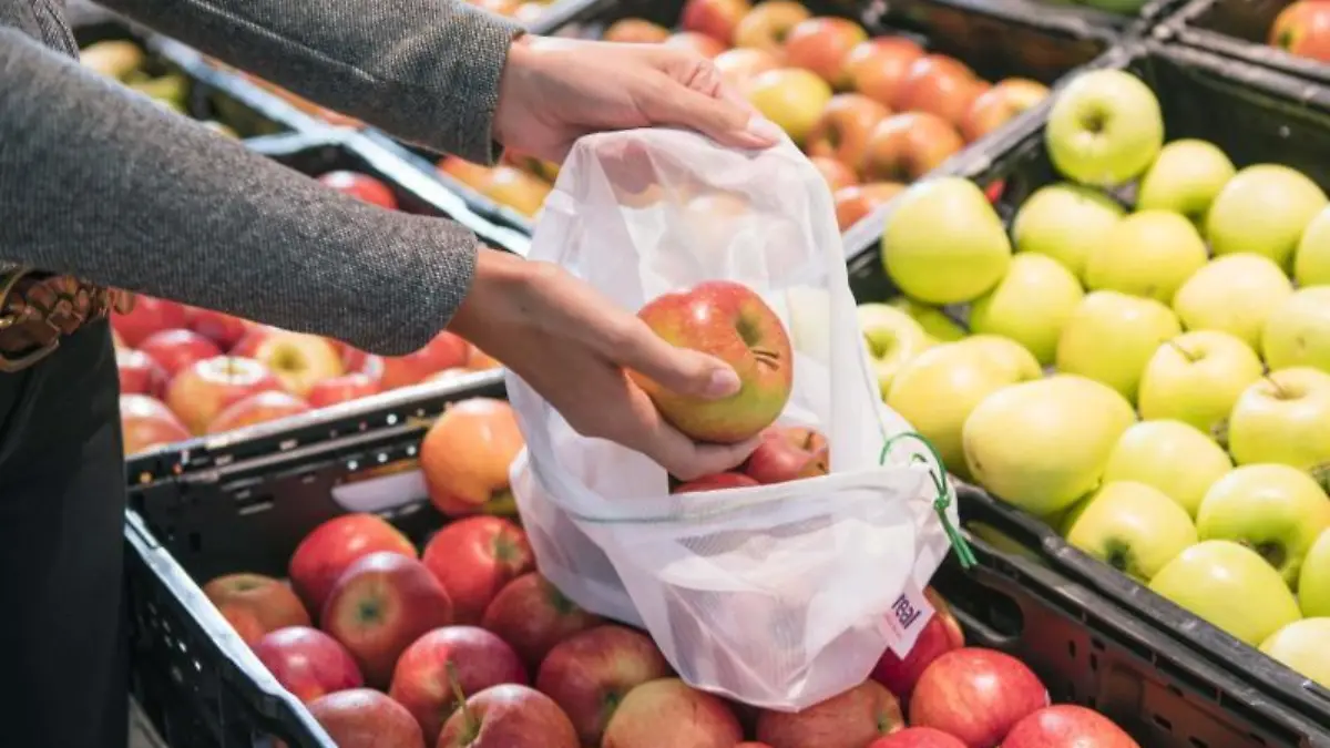 Real  -  Obst- und Gemüseabteilung