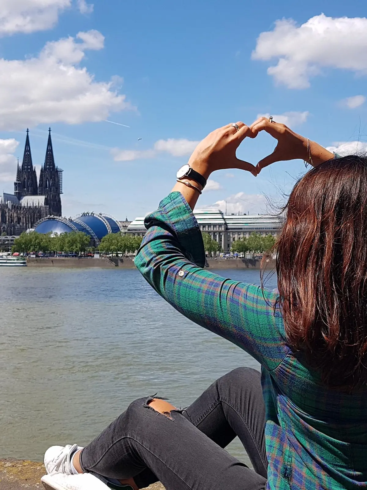 Tina Tinderina schreibt ihre Erlebnisse mit der Dating-App auf.