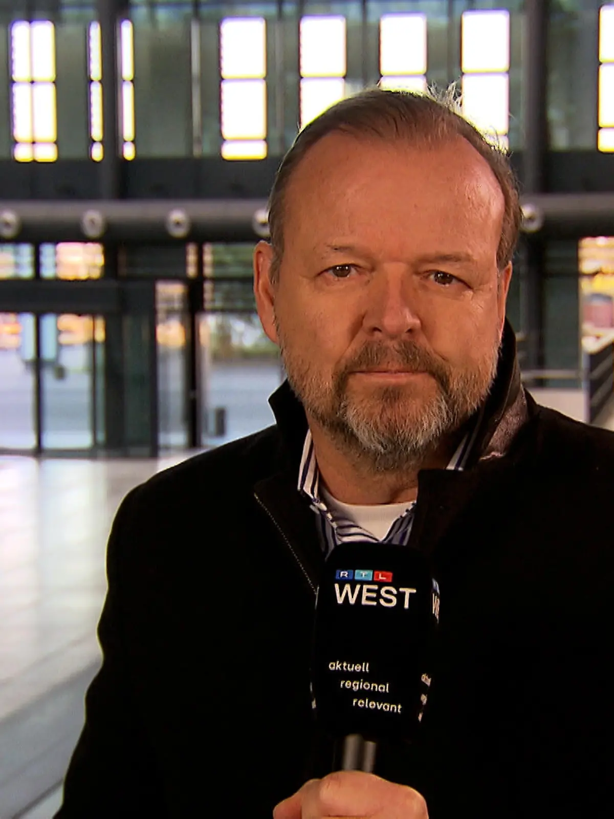Bild zu: "Jörg Zajonc zu den „Goldenen Bänken“"