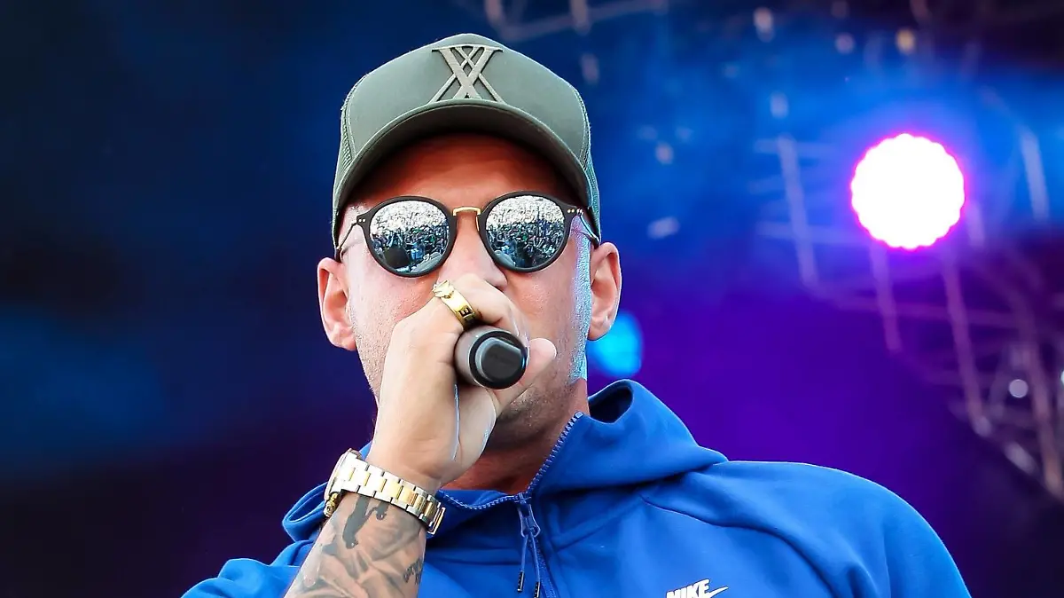Oberhausen Oberhausen Ole Open-Air-Party, Schlagerparty, Koenig-Pilsener-Arena Pietro Lombardi. Oberhausen Ole Open-Air-Party, Schlagerparty, Koenig-Pilsener-Arena 01.06.2019. Foto:FSA_Stiefel/Eibner Pressefoto *** Oberhausen Oberhausen Ole Open Air Party, Schlagerparty, Koenig Pilsener Arena Pietro Lombardi Oberhausen Ole Open Air Party, Schlagerparty, Koenig Pilsener Arena 01 06 2019 Photo FSA Boots Eibner Press photo Copyright: xFSAx/Eibner-Pressefotox EP_fsa  