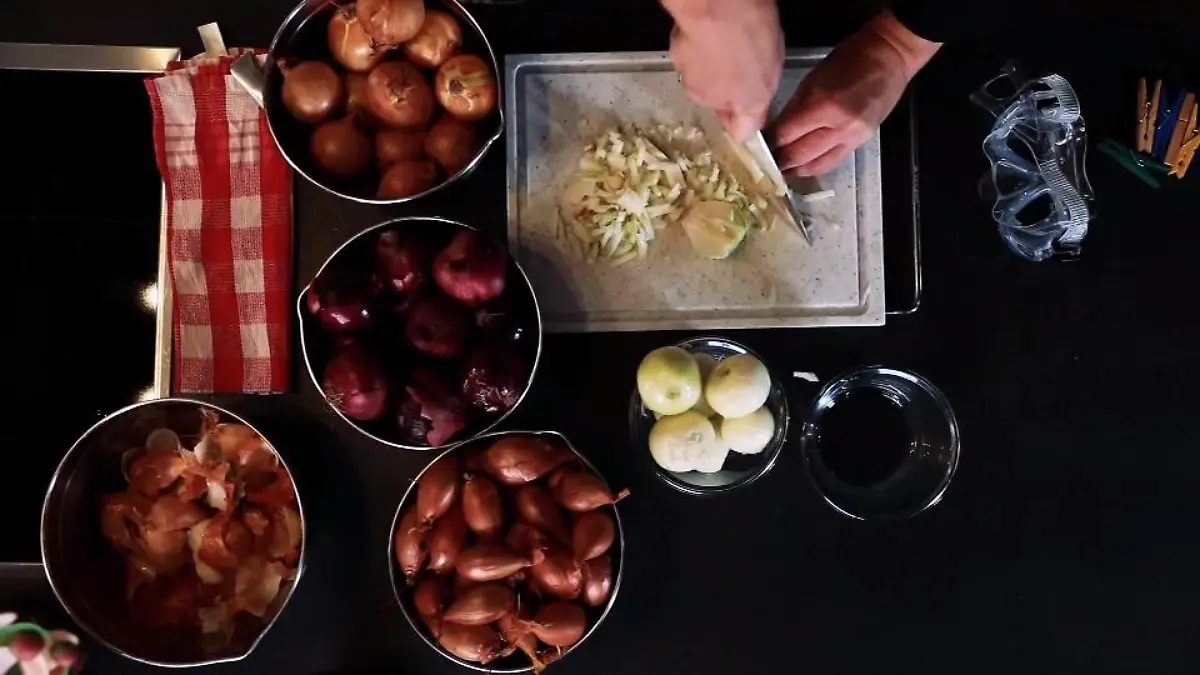 Zwiebeln schneiden ohne Tränen "Best of...!"-Foodhack