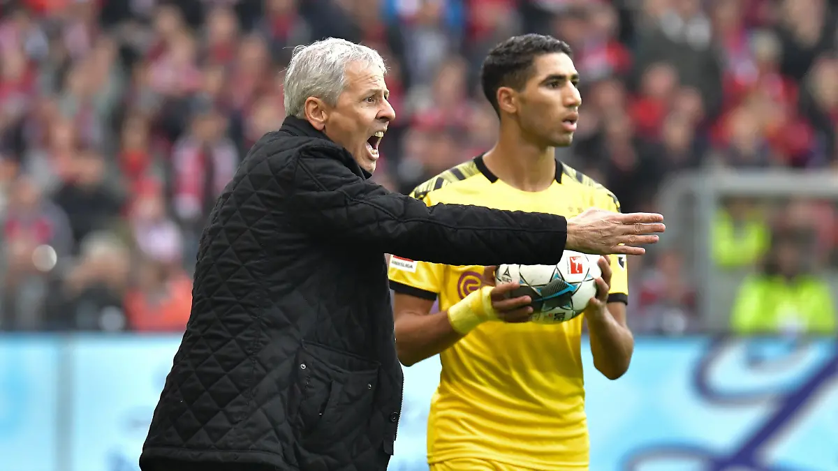05.10.2019, xblx, Fussball 1.Bundesliga, SC Freiburg - Borussia Dortmund emspor, v.l. Trainer Lucien Favre Borussia Dortmund, Achraf Hakimi Borussia Dortmund DFL/DFB REGULATIONS PROHIBIT ANY USE OF PHOTOGRAPHS as IMAGE SEQUENCES and/or QUASI-VIDEO Freiburg 05 10 2019, xblx, Football 1 Bundesliga, SC Freiburg Borussia Dortmund emspor, v l Coach Lucien Favre Borussia Dortmund , Achraf Hakimi Borussia Dortmund DFL DFB REGULATIONS PROHIBIT ANY USE OF PHOTOGRAPHS as IMAGE SEQUENCES and or QUASI VIDEO Freiburg