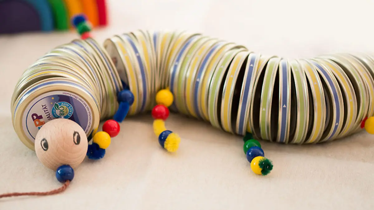 Selbstgemacht: Deckel-Wurm für Kids ab 6 Jahren.