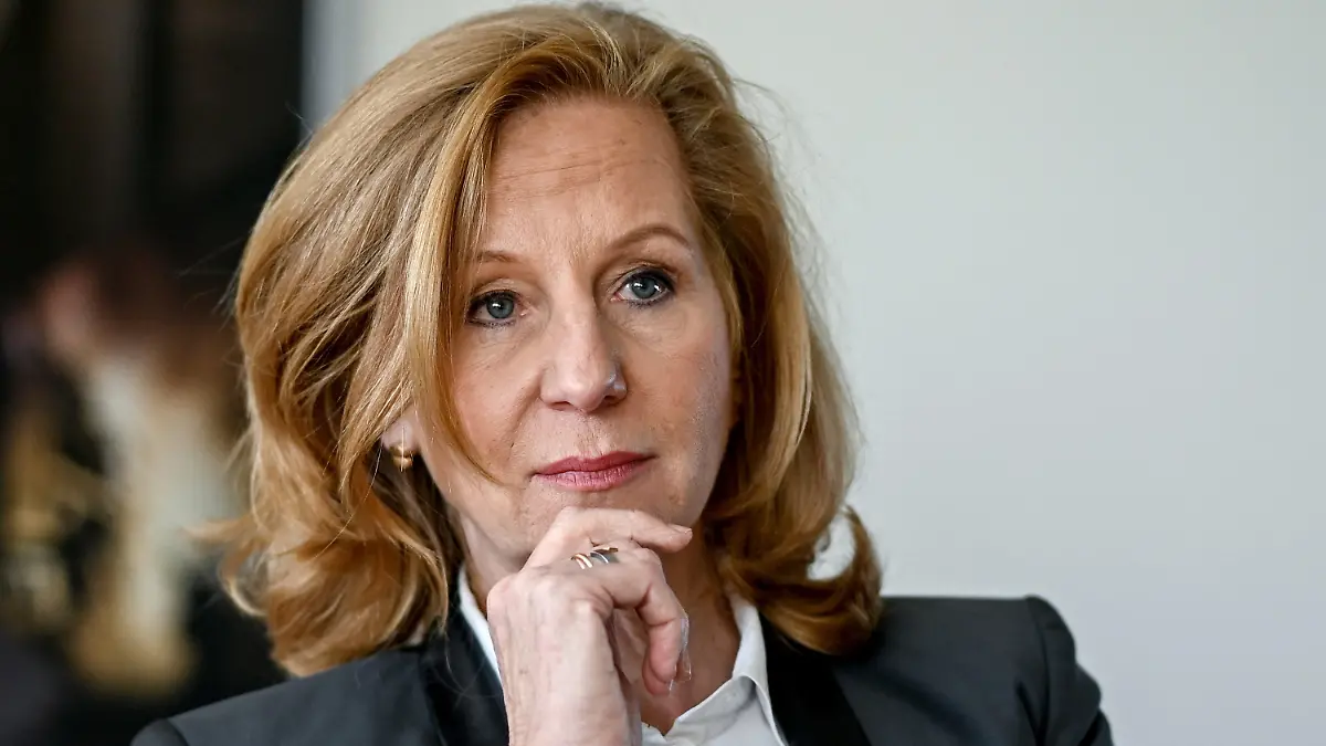 ARCHIV - 20.12.2021, Berlin: Patricia Schlesinger, damals RBB-Intendantin, bei einem dpa-Interview. Nach ihrer fristlosen Entlassung zieht die frühere Intendantin des Rundfunks Berlin-Brandenburg (RBB), Patricia Schlesinger, vor Gericht. (zu dpa: «Patricia Schlesinger») Foto: Britta Pedersen/dpa-Zentralbild/dpa +++ dpa-Bildfunk +++