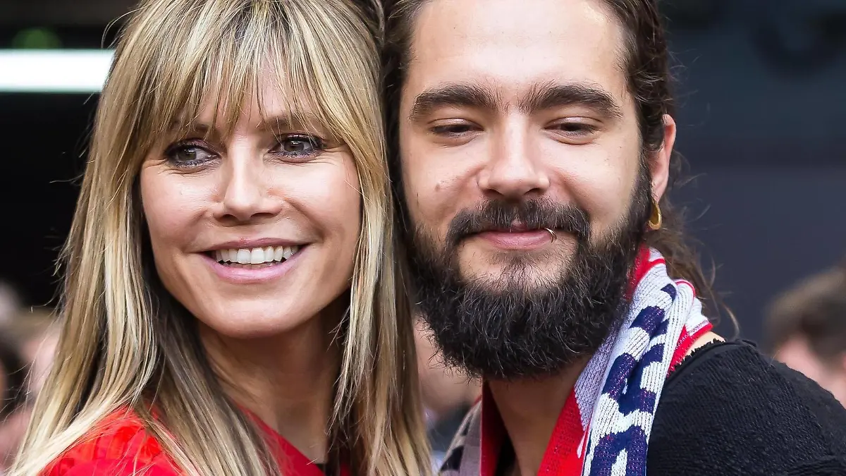 Muenchen, Germany 18.05.2019, 1. Bundesliga, 34. Spieltag, FC Bayern Muenchen - Eintracht Frankfurt, Heidi Klum und Tom Kaulitz Schauen ( Defodi-Muenchen, Germany 18.05.2019, 1. Bundesliga, 34. Spieltag, FC Bayern Muenchen - Eintracht Frankfurt, Heidi Klum und Tom Kaulitz Schauen ( Defodi-09-541-016359 DeFodi541 *** Munich, Germany 18 05 2019, 1 Bundesliga, 34 Matchday, FC Bayern Muenchen Eintracht Frankfurt, Heidi Klum and Tom Kaulitz Schauen Defodi Muenchen, Germany 18 05 2019, 1 Bundesliga, 34 Matchday, FC Bayern Muenchen Eintracht Frankfurt, Heidi Klum and Tom Kaulitz Schauen Defodi 09 541 016359 DeFodi541