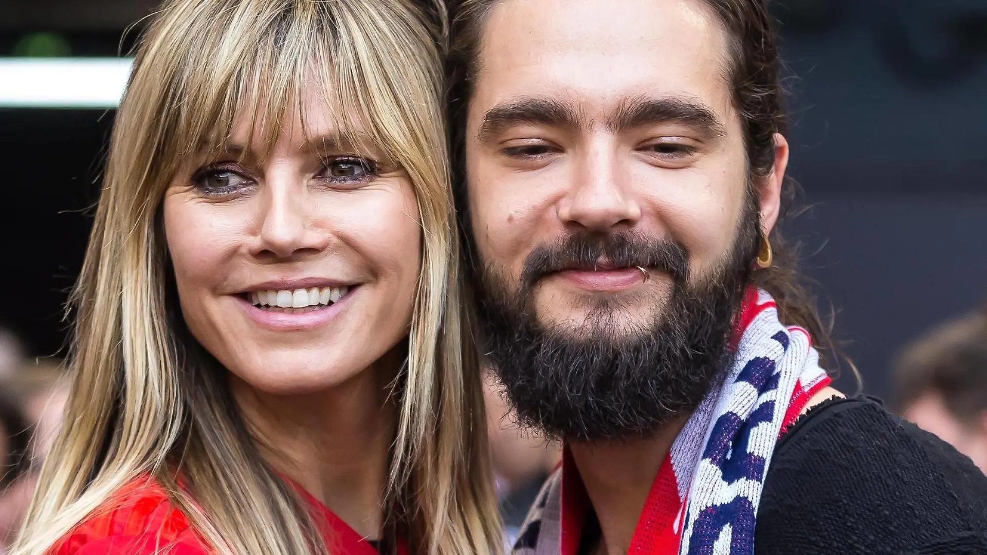 Muenchen, Germany 18.05.2019, 1. Bundesliga, 34. Spieltag, FC Bayern Muenchen - Eintracht Frankfurt, Heidi Klum und Tom Kaulitz Schauen ( Defodi-Muenchen, Germany 18.05.2019, 1. Bundesliga, 34. Spieltag, FC Bayern Muenchen - Eintracht Frankfurt, Heidi Klum und Tom Kaulitz Schauen ( Defodi-09-541-016359 DeFodi541 *** Munich, Germany 18 05 2019, 1 Bundesliga, 34 Matchday, FC Bayern Muenchen Eintracht Frankfurt, Heidi Klum and Tom Kaulitz Schauen Defodi Muenchen, Germany 18 05 2019, 1 Bundesliga, 34 Matchday, FC Bayern Muenchen Eintracht Frankfurt, Heidi Klum and Tom Kaulitz Schauen Defodi 09 541 016359 DeFodi541