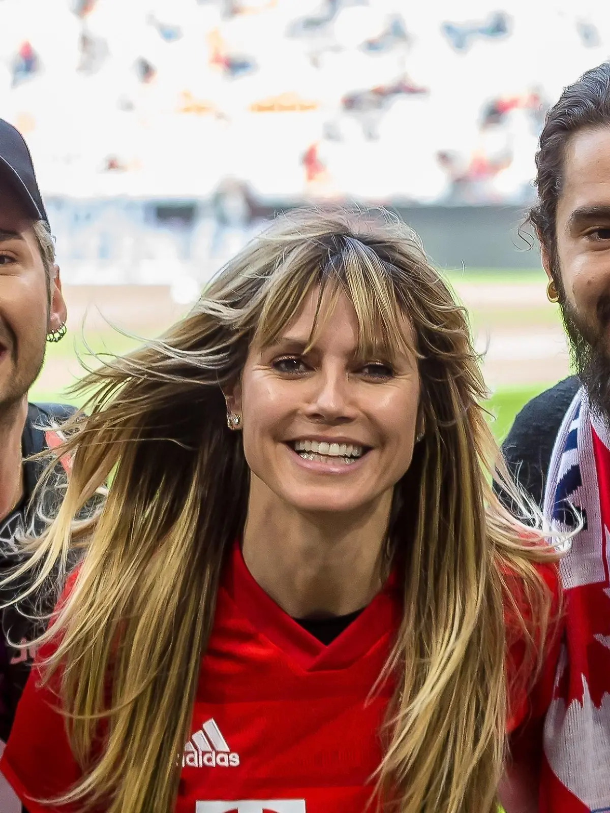 Muenchen, Germany 18.05.2019, 1. Bundesliga, 34. Spieltag, FC Bayern Muenchen - Eintracht Frankfurt, Bill Kaulitz, Heidi Klum und Tom Kaulitz Schaurn ( Defodi-Muenchen, Germany 18.05.2019, 1. Bundesliga, 34. Spieltag, FC Bayern Muenchen - Eintracht Frankfurt, Bill Kaulitz, Heidi Klum und Tom Kaulitz Schaurn ( Defodi-09-541-016340 DeFodi541 *** Munich, Germany 18 05 2019, 1 Bundesliga, 34 Matchday, FC Bayern Muenchen Eintracht Frankfurt, Bill Kaulitz, Heidi Klum and Tom Kaulitz Schaurn Defodi Munich, Germany 18 05 2019, 1 Bundesliga, 34 Matchday, FC Bayern Muenchen Eintracht Frankfurt, Bill Kaulitz, Heidi Klum and Tom Kaulitz Schaurn Defodi 09 541 016340 DeFodi541  