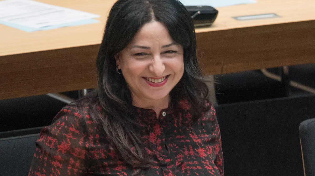 09.05.2019, Berlin: Dilek Kalayci (SPD), Gesundheitssenatorin, wird während der Sitzung des Berliner Abgeordnetenhauses mit neuem Namen vorgestellt. Kalayci hat kürzlich geheiratet und zuvor den Nachnahmen Kolat getragen. Foto: Jörg Carstensen/dpa +++ dpa-Bildfunk +++