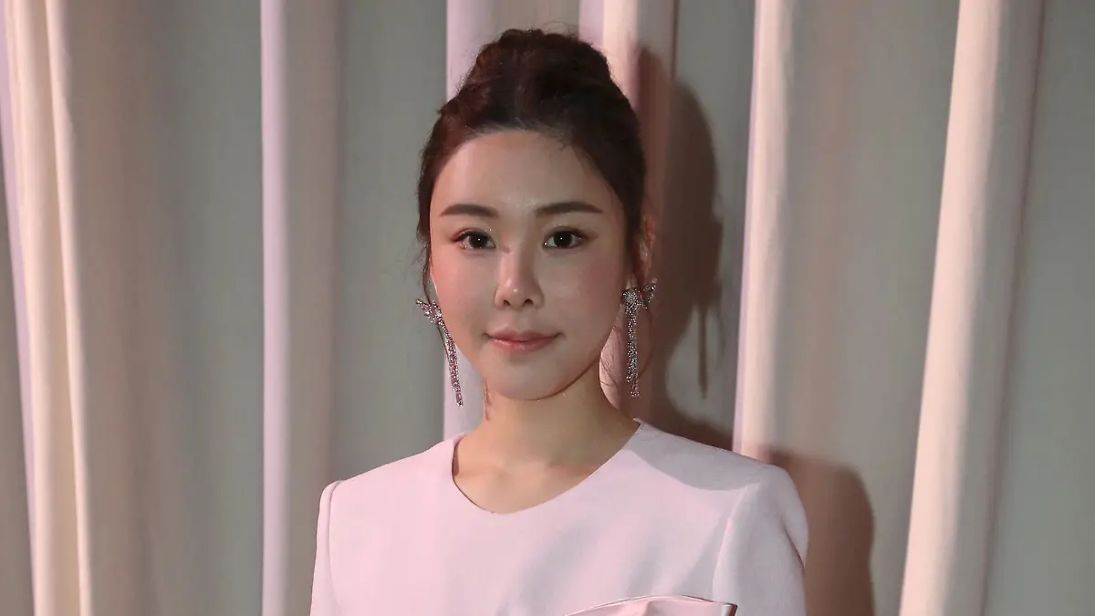 Abby Choi - Défilé de Mode Giambattista Valli, Collection Haute Couture Printemps-été 2023 dans le cadre de la Fashion Week de Paris, France, le 23 Janvier 2023. © Bertrand Rindoff / Bestimage Celebs attend the Giambattista Valli Haute Couture Spring Summer 2023 show as part of Paris Fashion Week on January 23, 2023 in Paris, France.