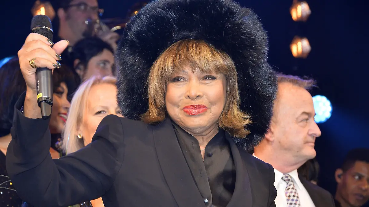 March 3 2019, HamburgMusician Tina Turner appeared at the opening night of 'The Tina Turner Musical' on March 3 2019 in Hamburg, Germany
Pictured:
Ref: SPL5069601 030319 NON-EXCLUSIVE
Picture by: SplashNews.com
Splash News and Pictures
Los Angeles: 310-821-2666
New York: 212-619-2666
London: 0207 644 7656
Milan: 02 4399 8577
photodesk@splashnews.com
World Rights, No France Rights, No United Kingdom Rights