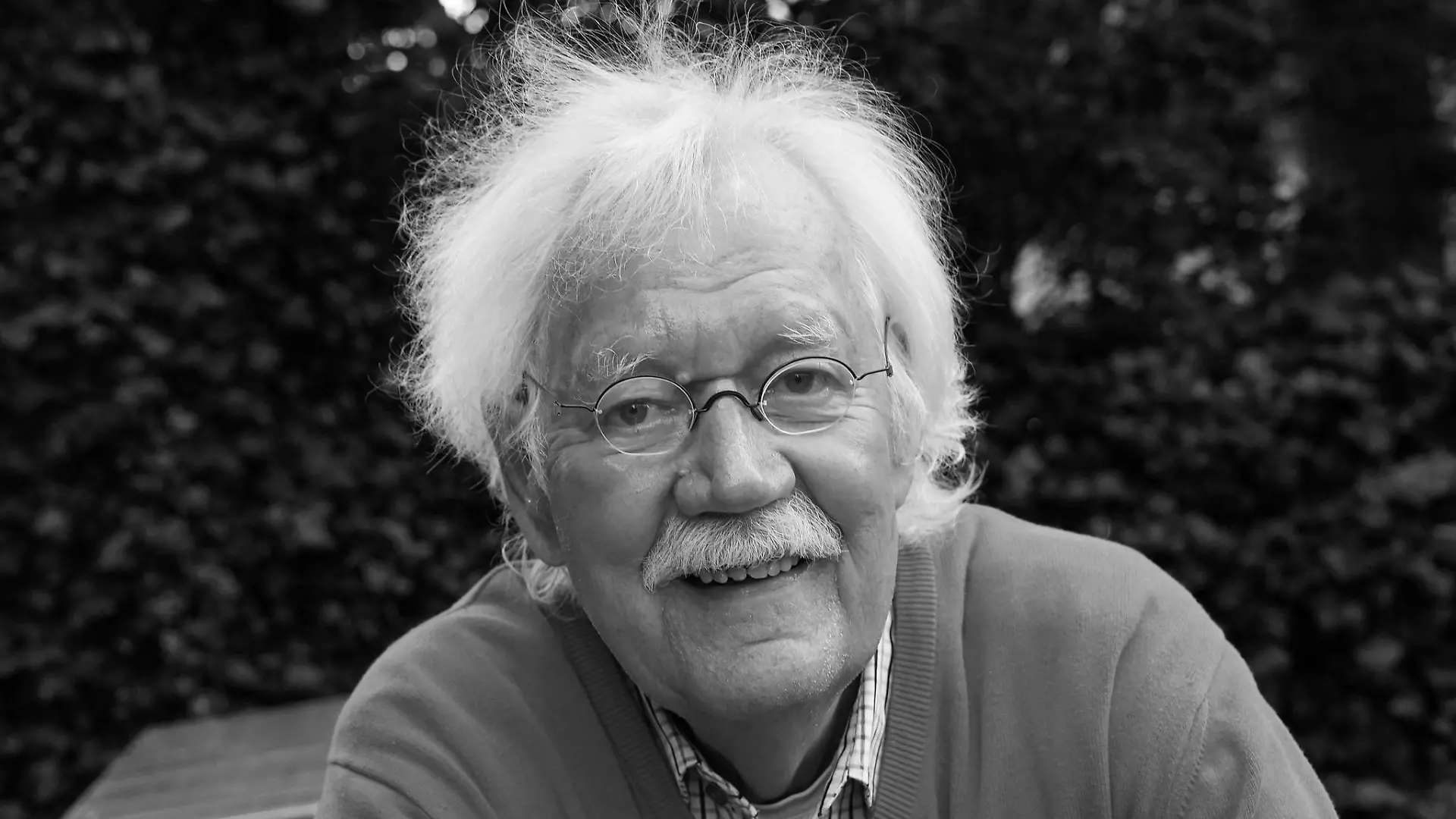Familie, Freunde und Fans wollen Abschied vom Kultmoderator nehmen. (Archivbild)