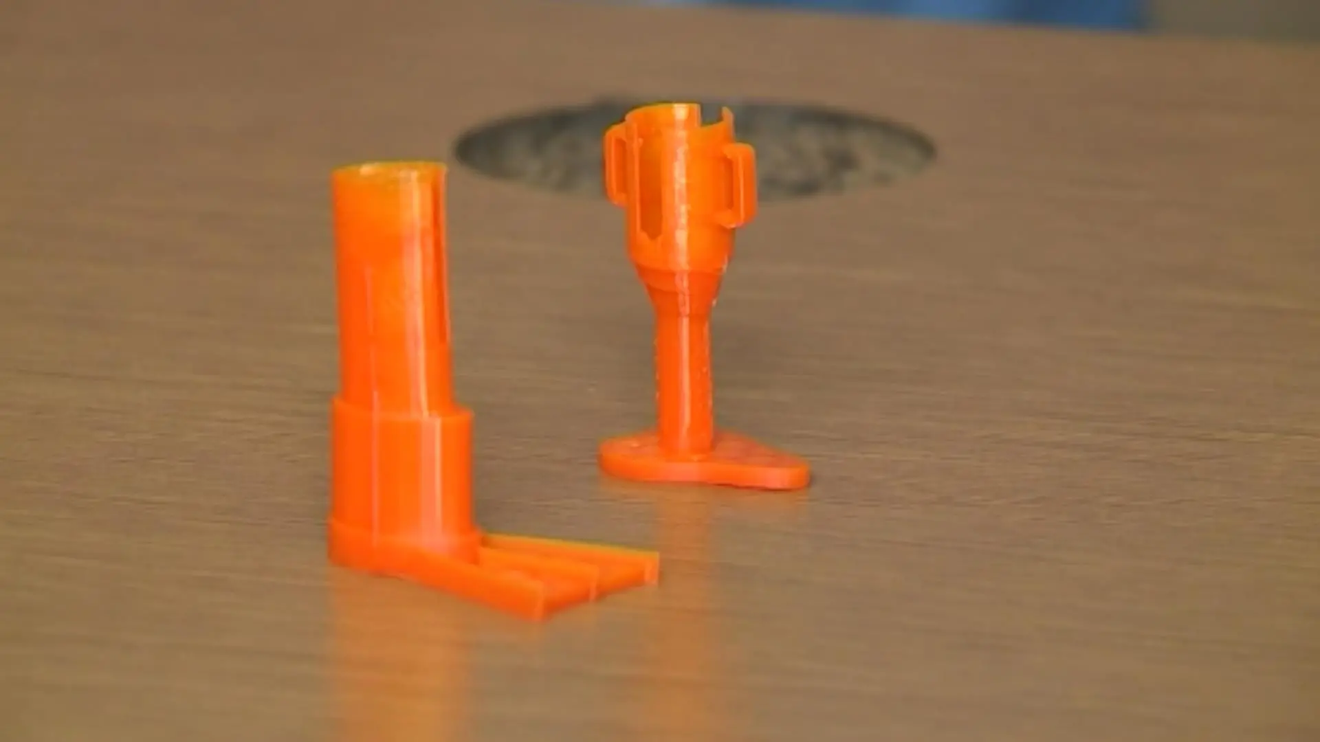 Das ist echte Tierliebe Huhn bekommt Prothese aus 3D-Drucker