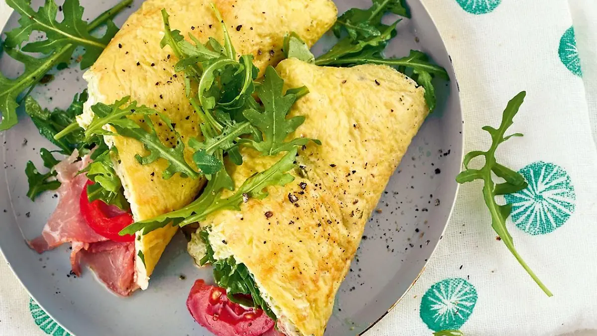 Eier-Wraps mit Schinken und Ziegenfrischkäse