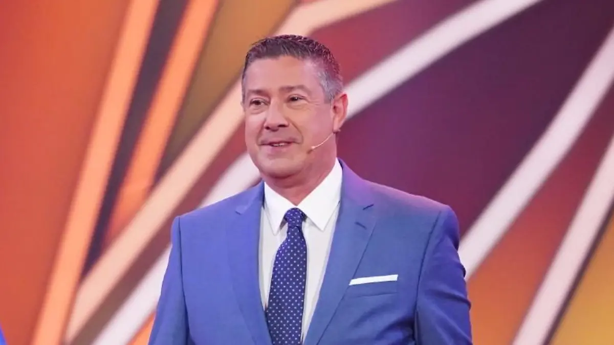  Die Jury: Jorge González (l.), Motsi Mabuse und Joachim Llambi. Verwendung der Bilder für Online-Medien ausschließlich mit folgender Verlinkung: 'Alle Infos zu 'Let´s Dance' im Special bei RTL.de: https://www.rtl.de/cms/sendungen/lets-dance.html