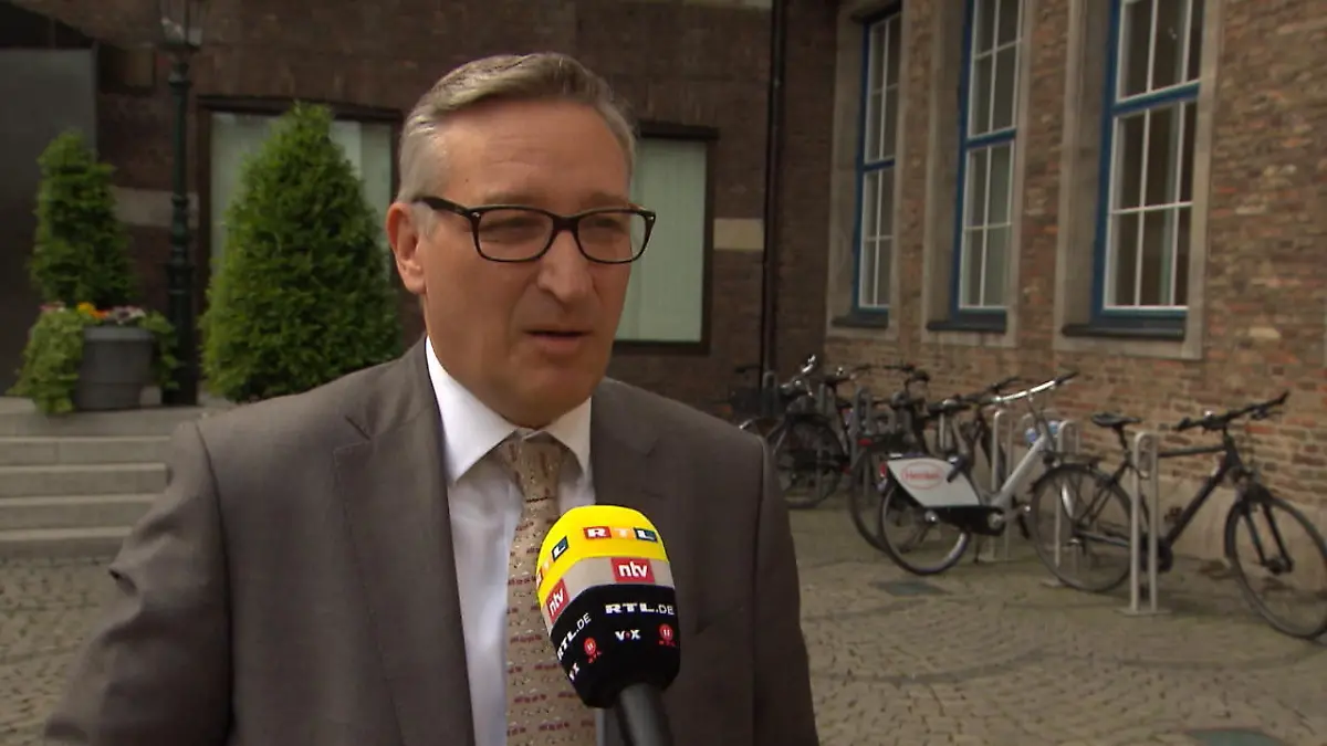Parkgebühr für Fahrräder? Forderung von Düsseldorfer Politiker