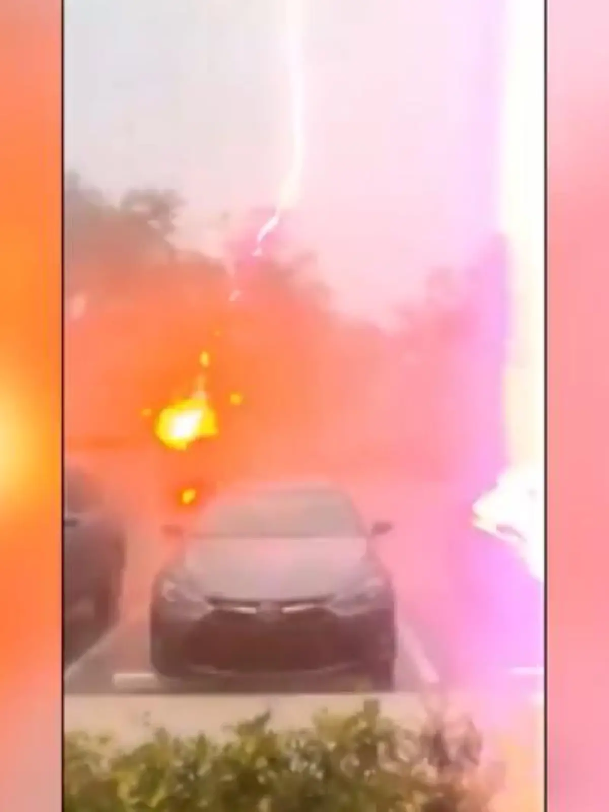 Bild zu: "Blitzeinschlag in Florida"