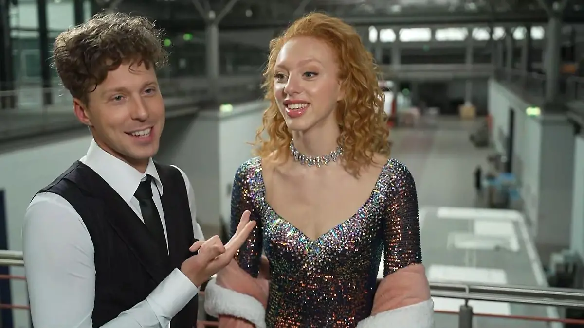 Wie kriegen Valentin Lusin und Anna Ermakova das hin? Dreisprachiges "Let's Dance"-Training!